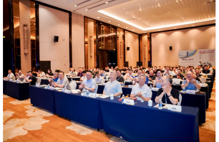 协会超硬材料分会第七届会员代表大会在杭州召开
